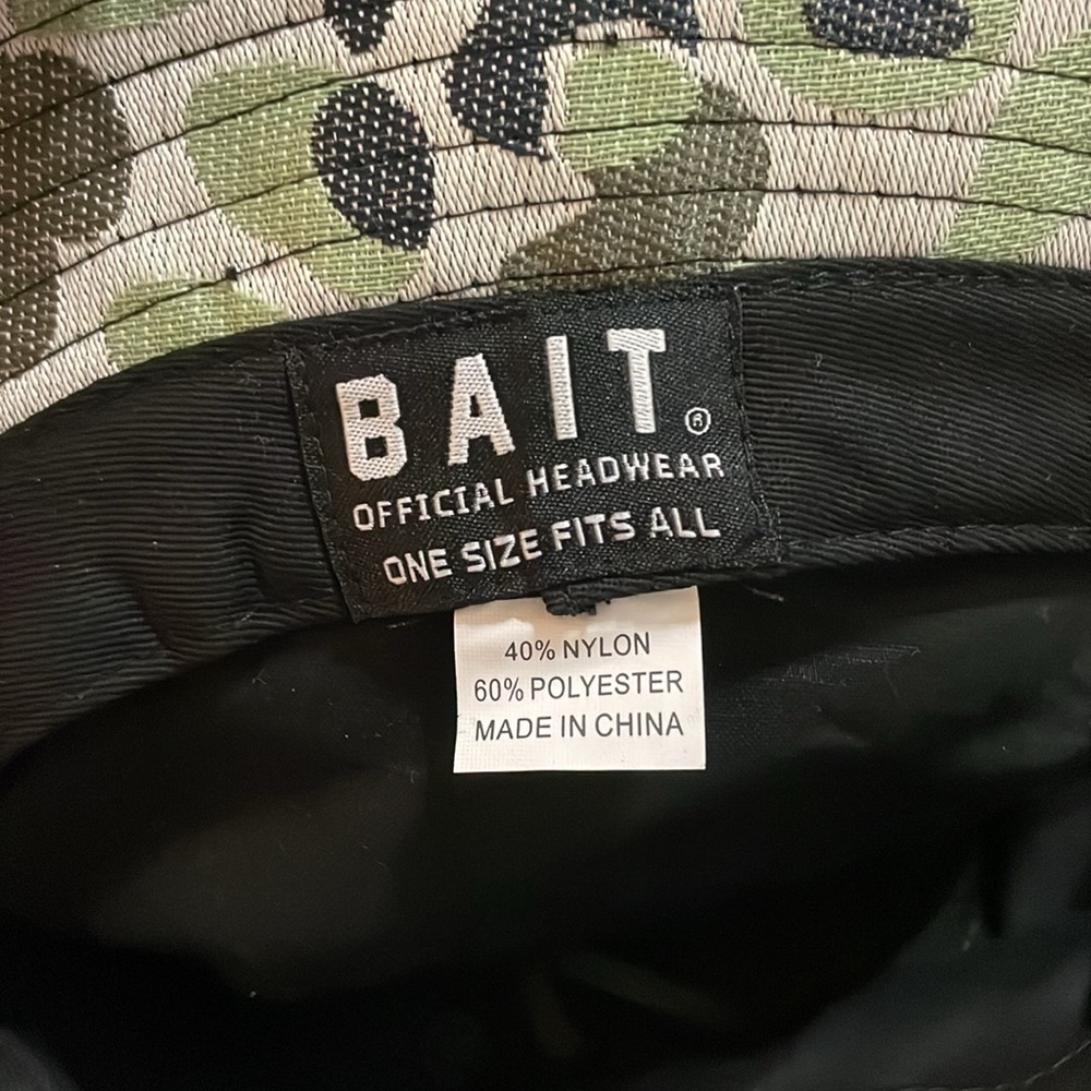 New Camo Bait Script Bucket Hat - image 4